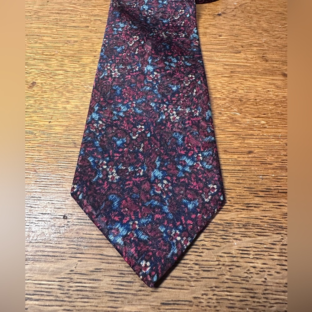 Vintage Christian Dior Monsieur Blue Red Floral Mix Patterned Polyester Tie - Picture 4 of 4